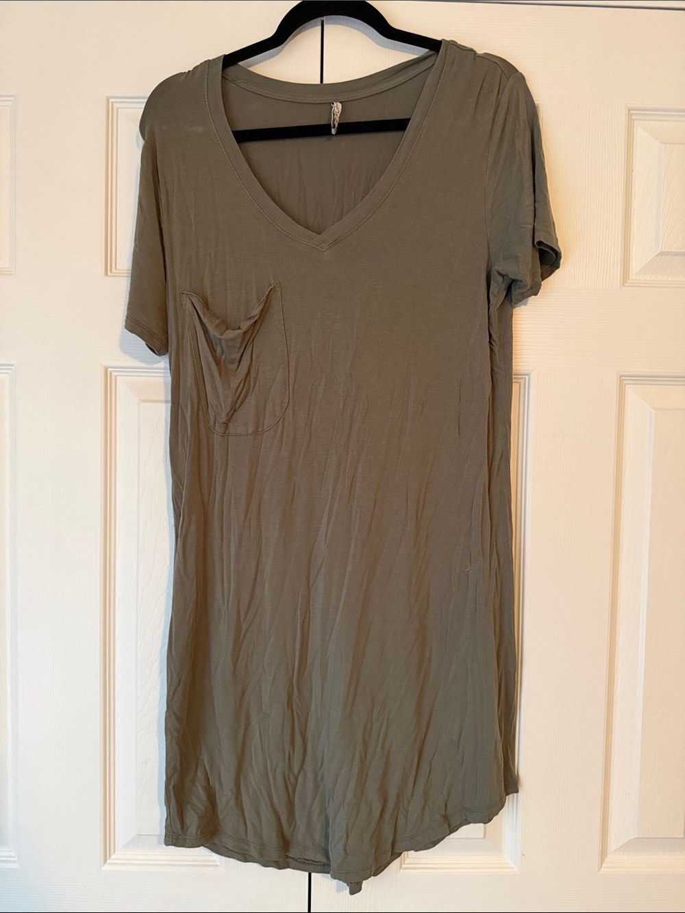 Z Supply V-Neck Pocket Tunic / T-Shirt Dress - Olive